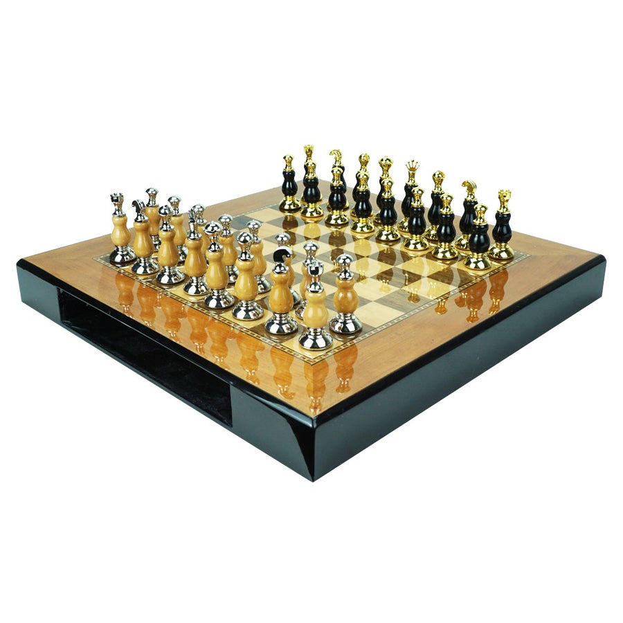 Forteresse, coffret d’échecs laqué à tiroirs, pièces noir et or, bois et argent · photo du fournisseur